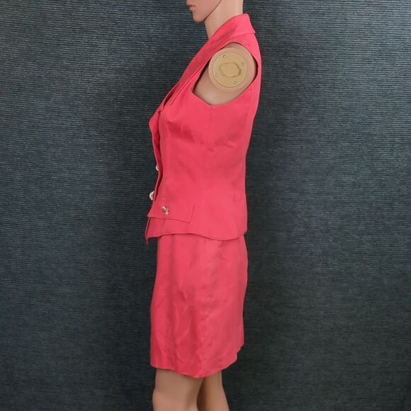 Caché Gold Label Vintage Two Piece Outfit Vest & Skirt - Picture 7 of 16